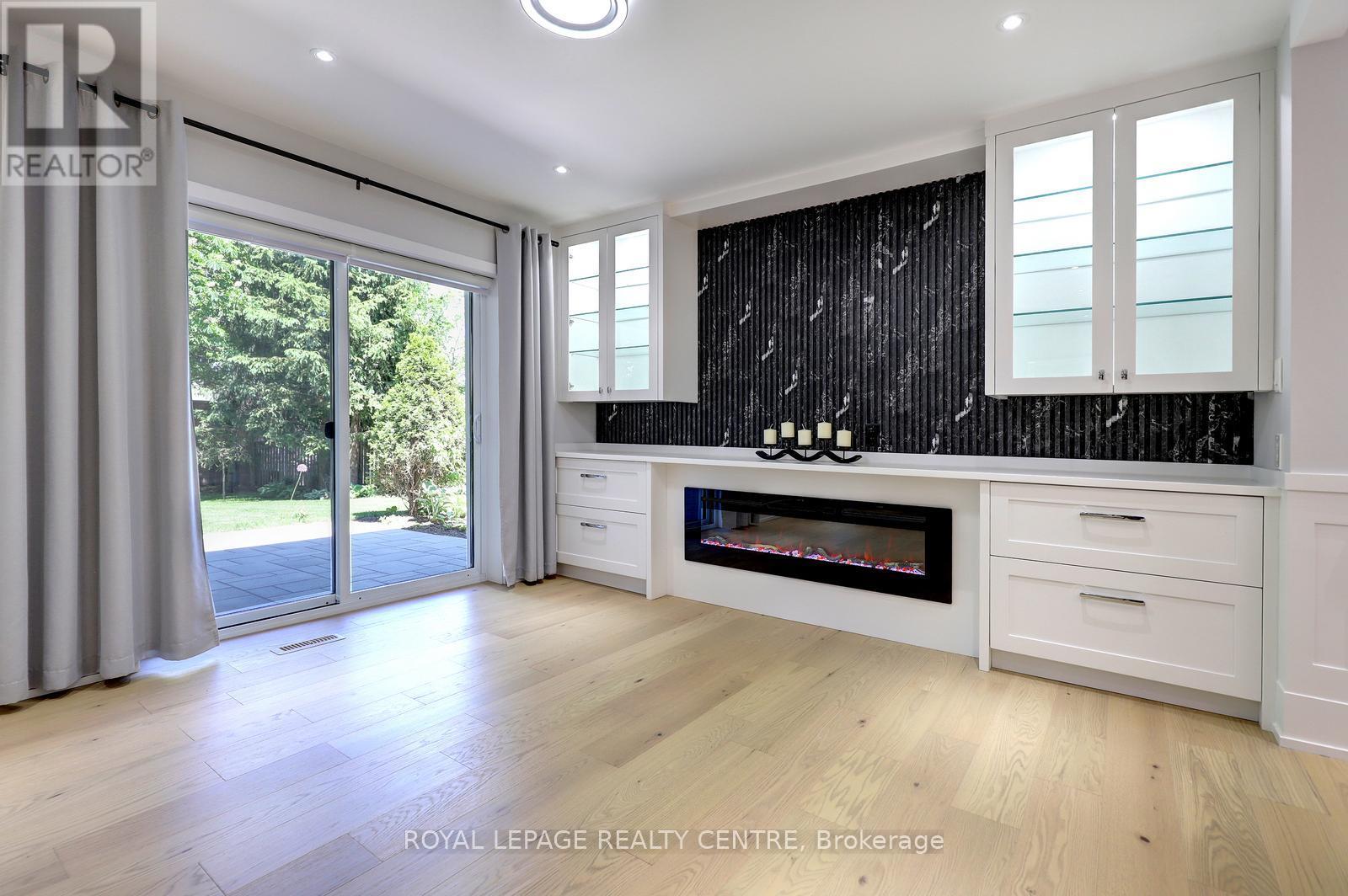 2257 SPRINGFIELD COURT - 35