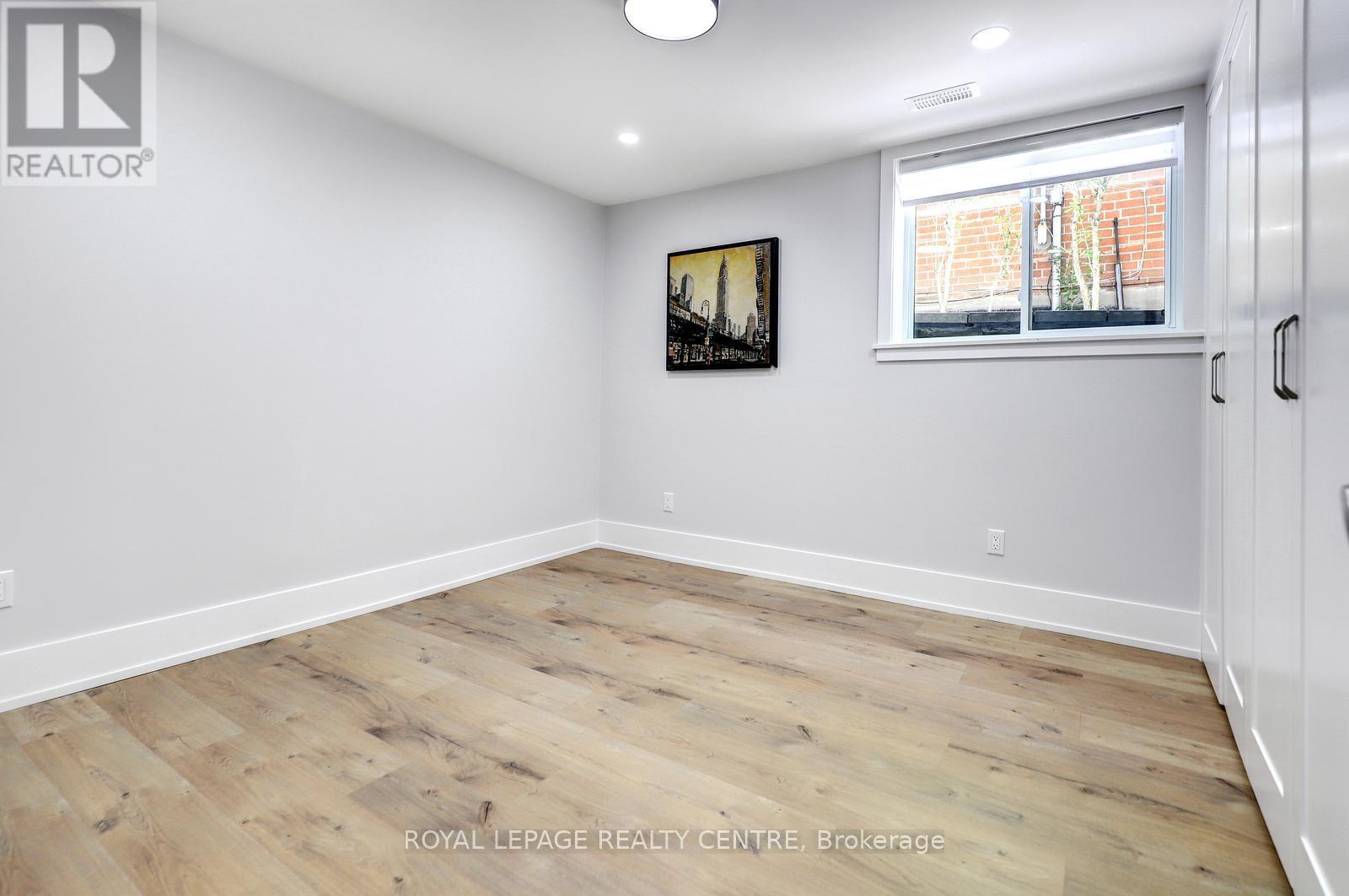 2257 SPRINGFIELD COURT - 42