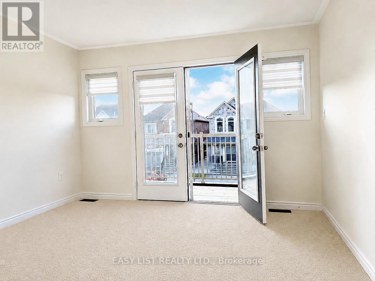 37 ROYAL FERN CRESCENT - 9