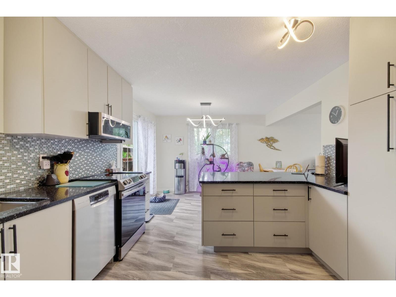 101 HILLSIDE PL - 18