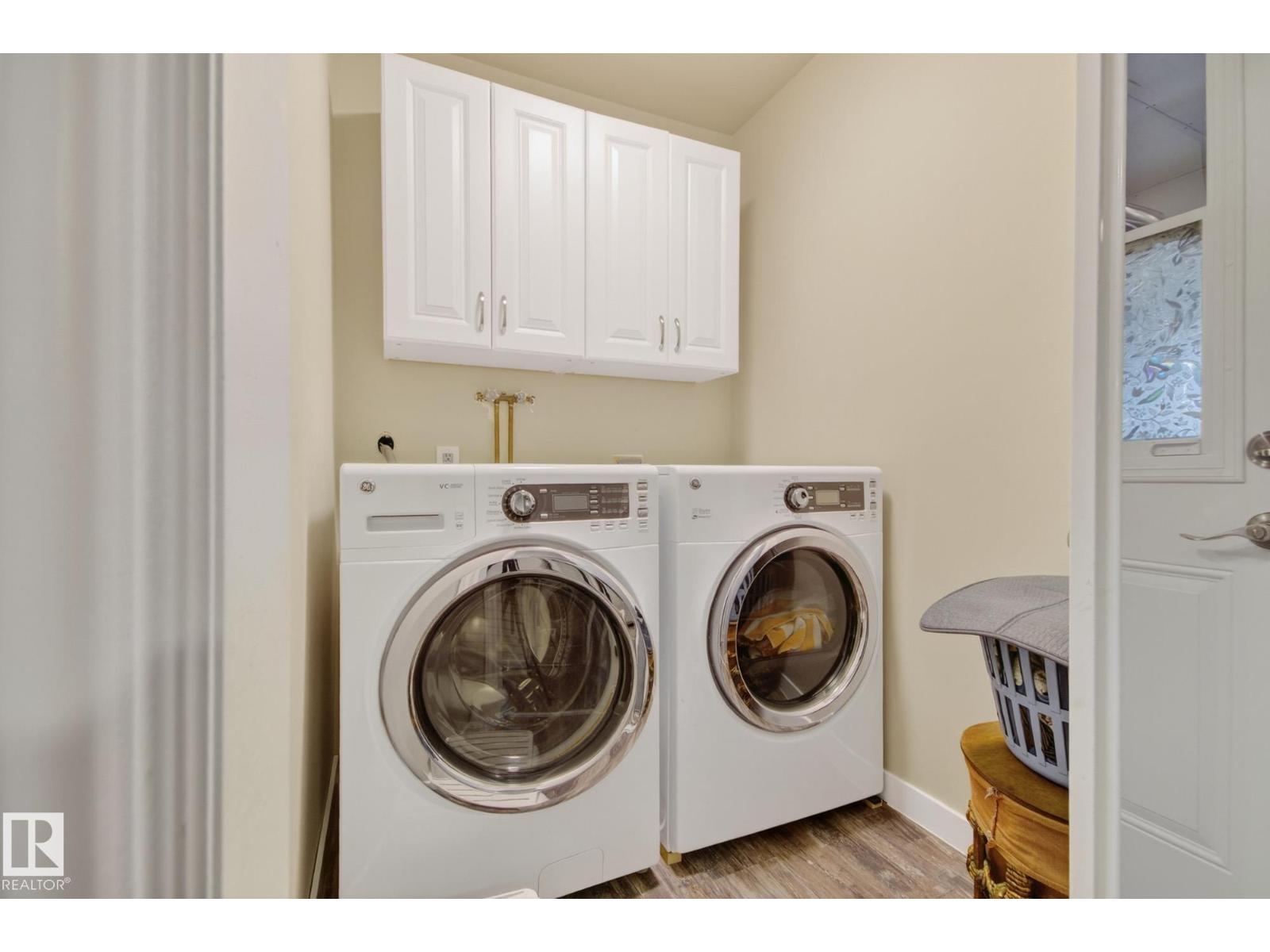 101 HILLSIDE PL - 22