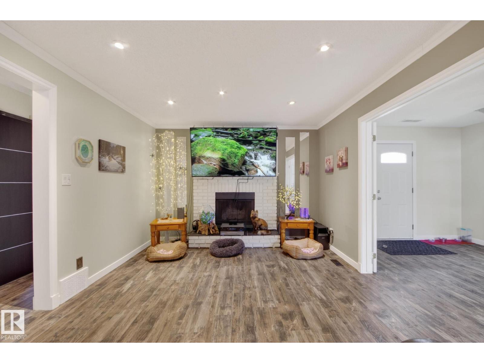 101 HILLSIDE PL — photo 20