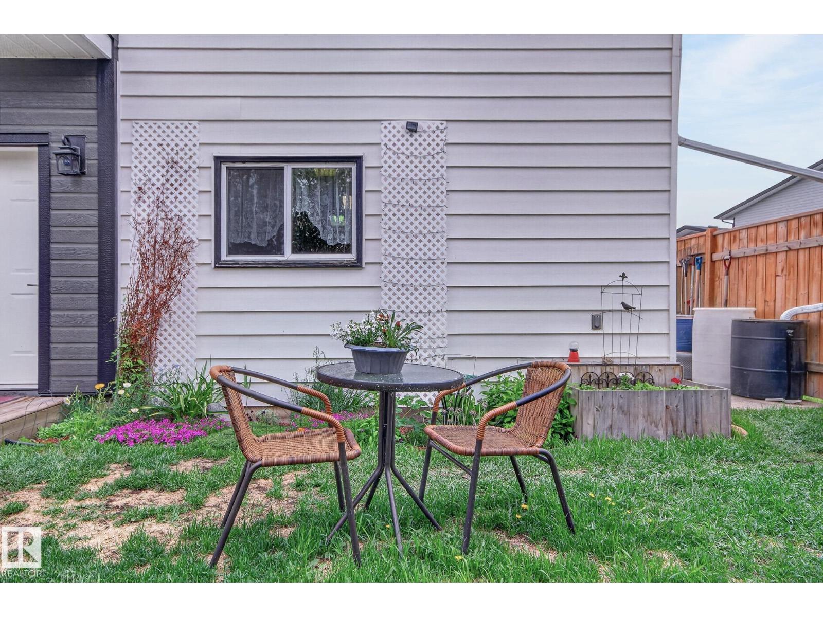 101 HILLSIDE PL - 47
