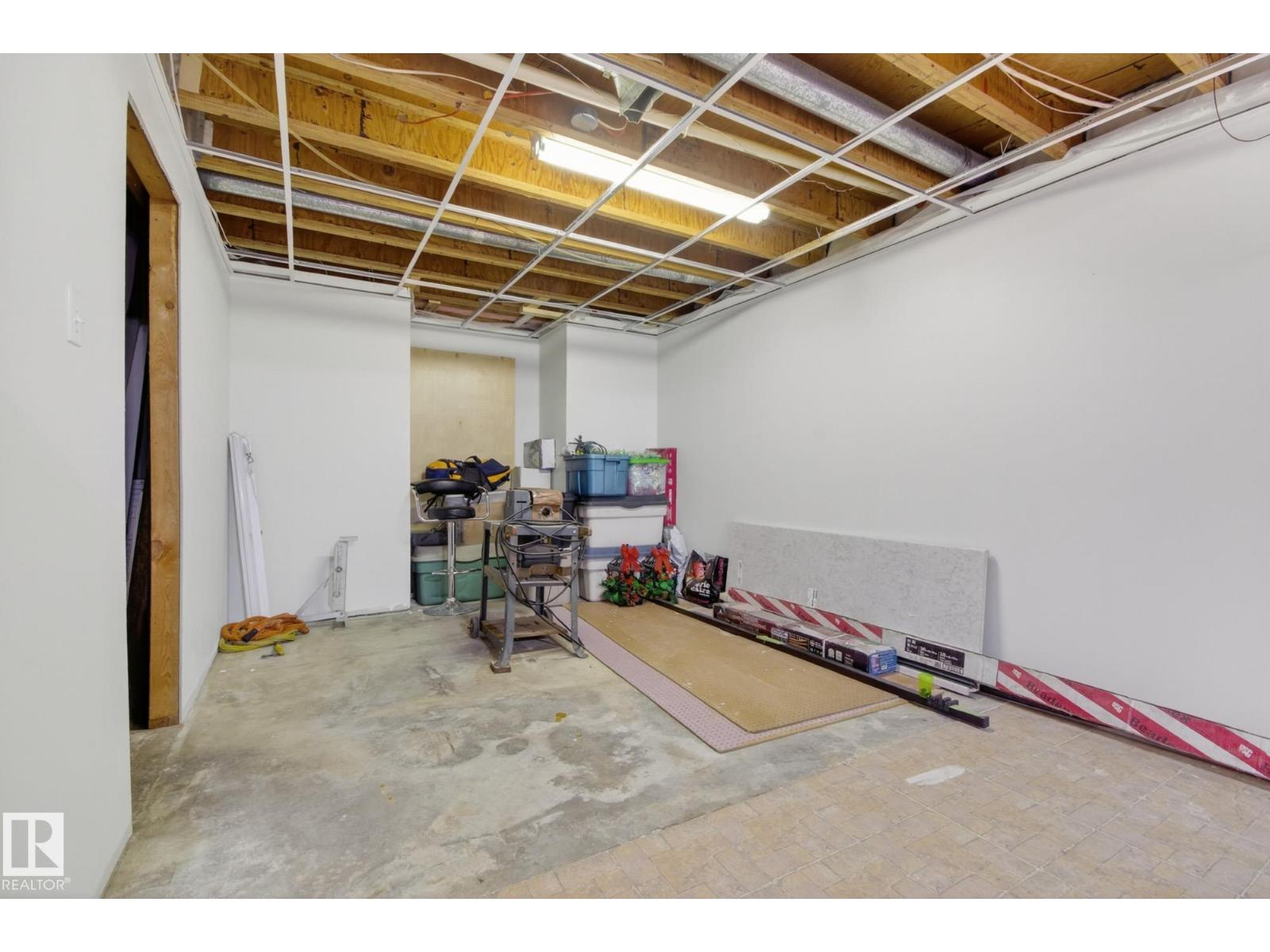 101 HILLSIDE PL - 39