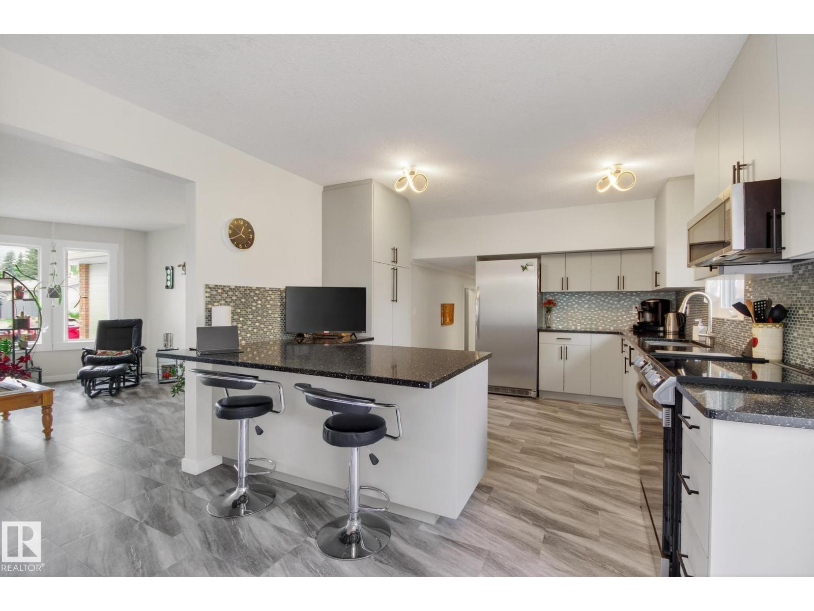 101 HILLSIDE PL - 13