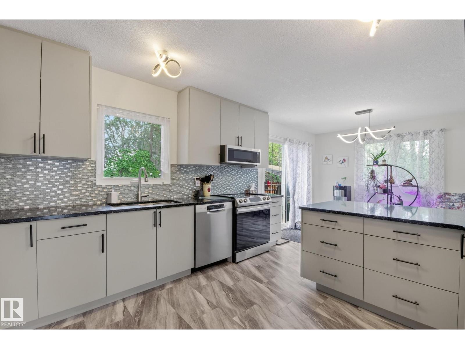 101 HILLSIDE PL - 16
