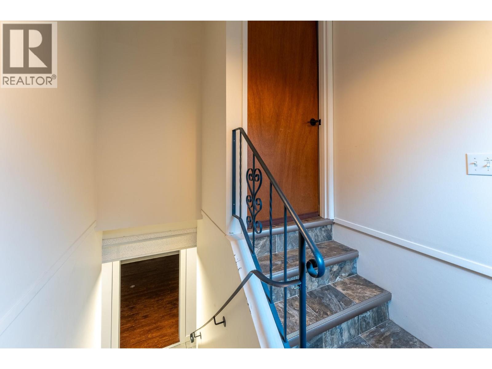 112 MCQUEEN CRESCENT - 15
