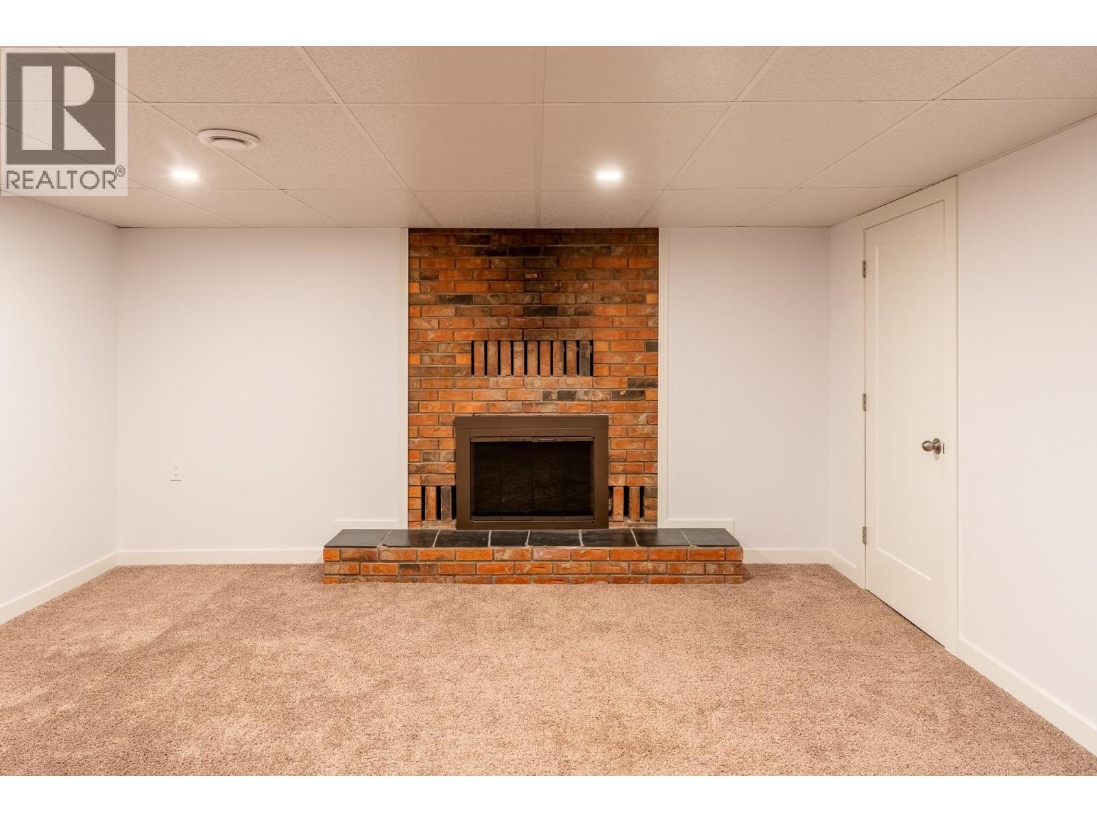 112 MCQUEEN CRESCENT - 17