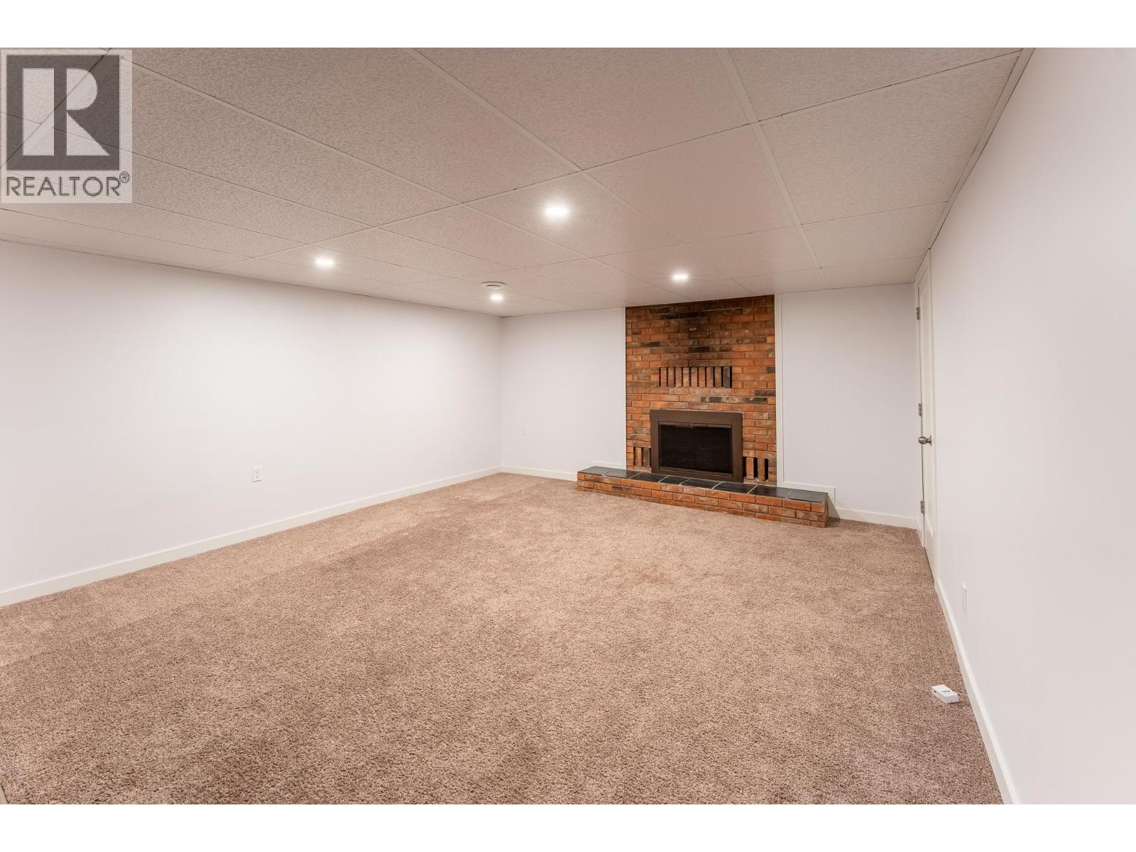 112 MCQUEEN CRESCENT - 16