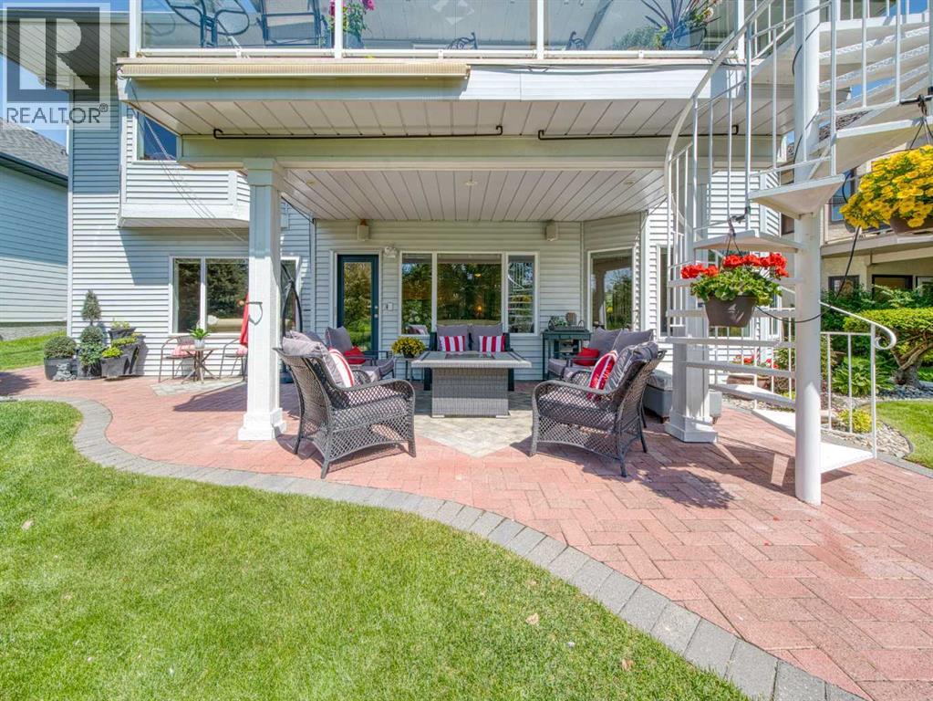 2171 Douglasbank Crescent SE — photo 31