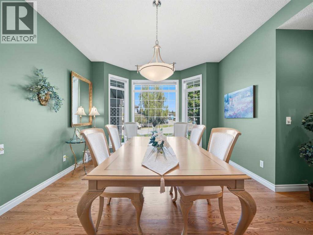 2171 Douglasbank Crescent SE — photo 15