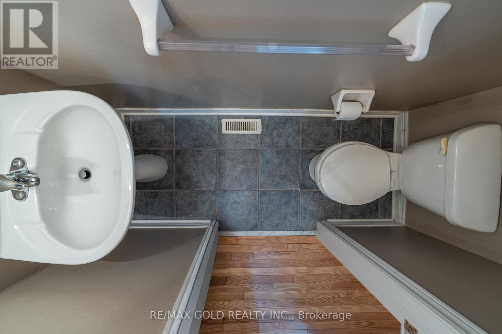428 FATHER TOBIN ROAD - 13