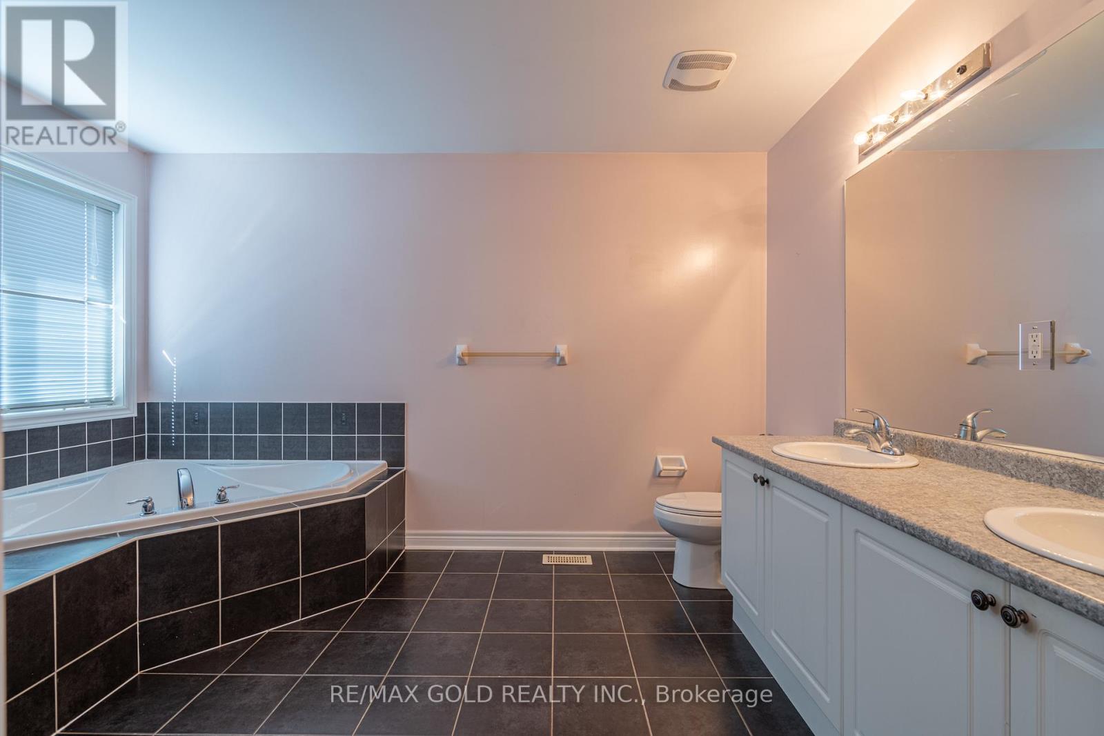 428 FATHER TOBIN ROAD - 19