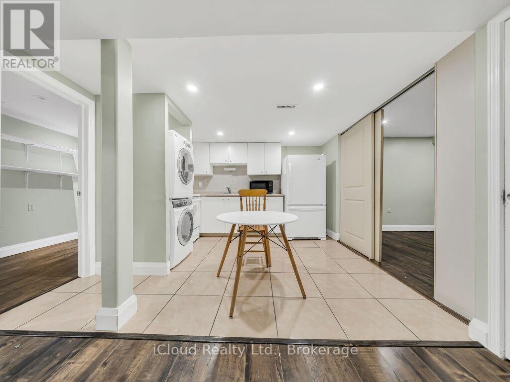 41 MOUNT PLEASANT DRIVE - 33
