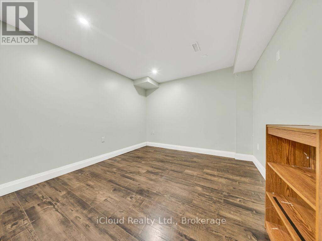 41 MOUNT PLEASANT DRIVE - 36