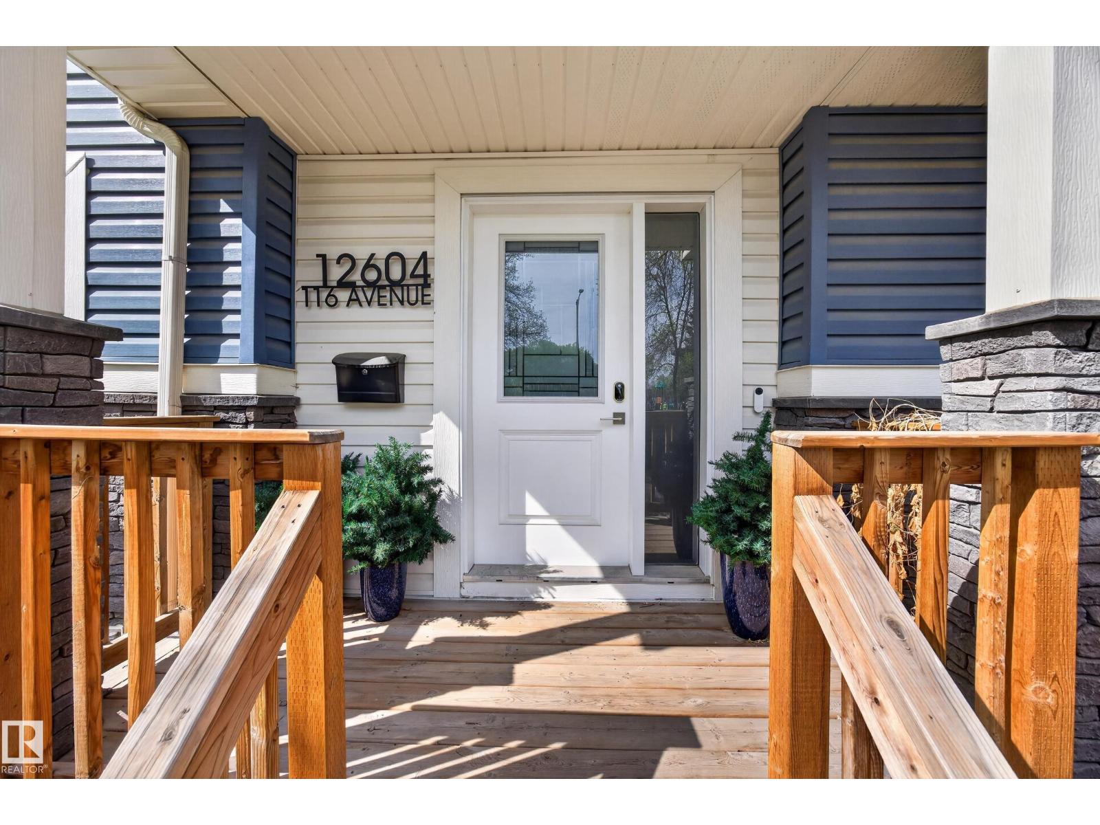12604 116 AV NW - 31