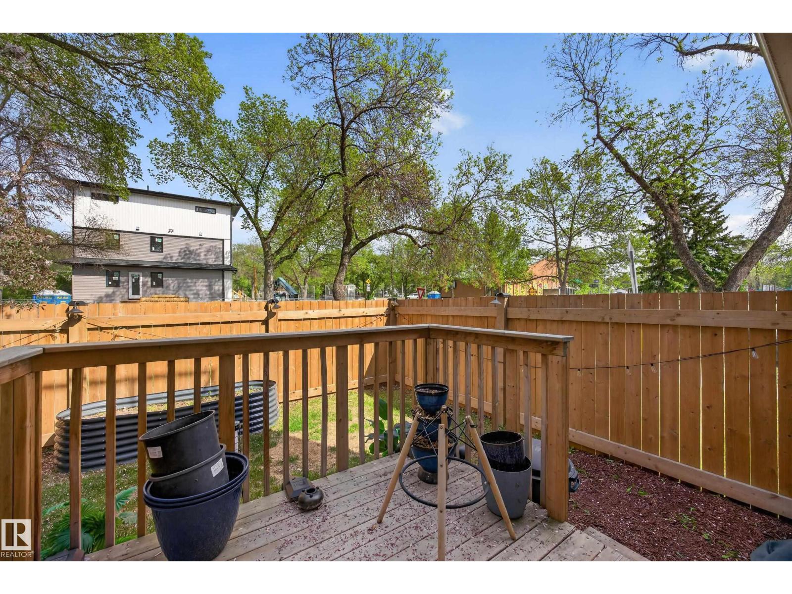 12604 116 AV NW - 26