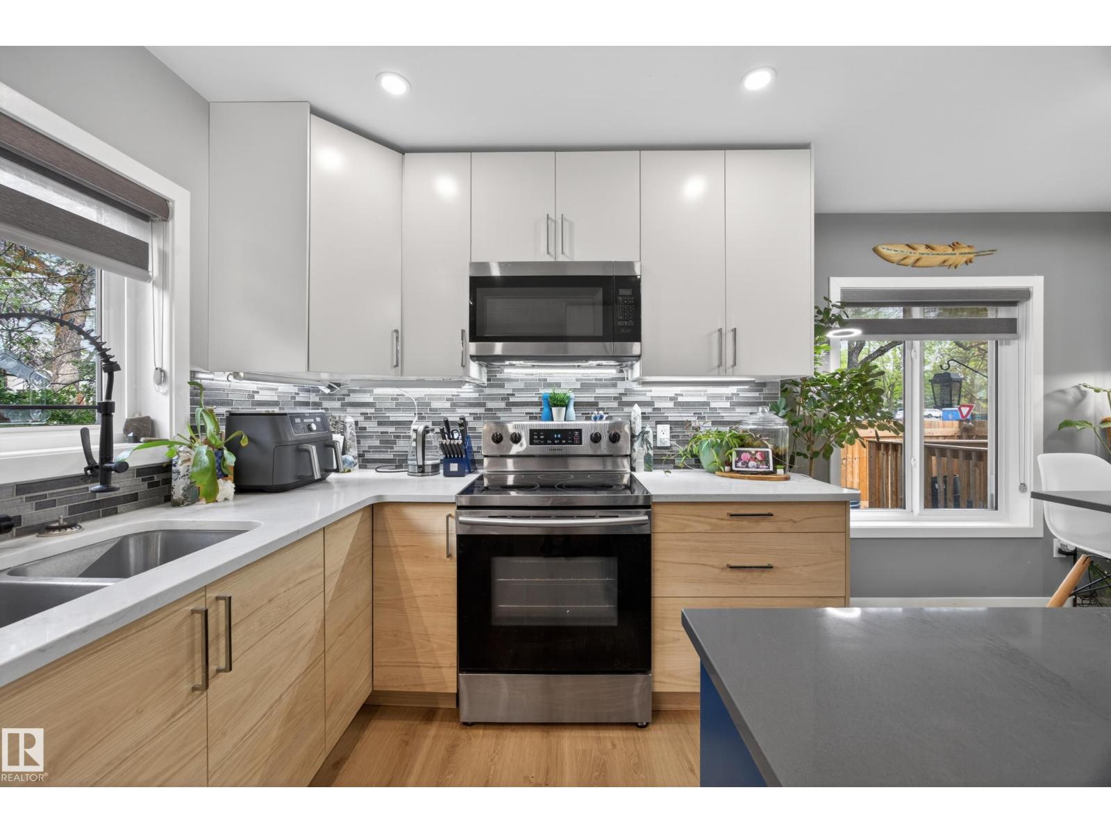 12604 116 AV NW - 11