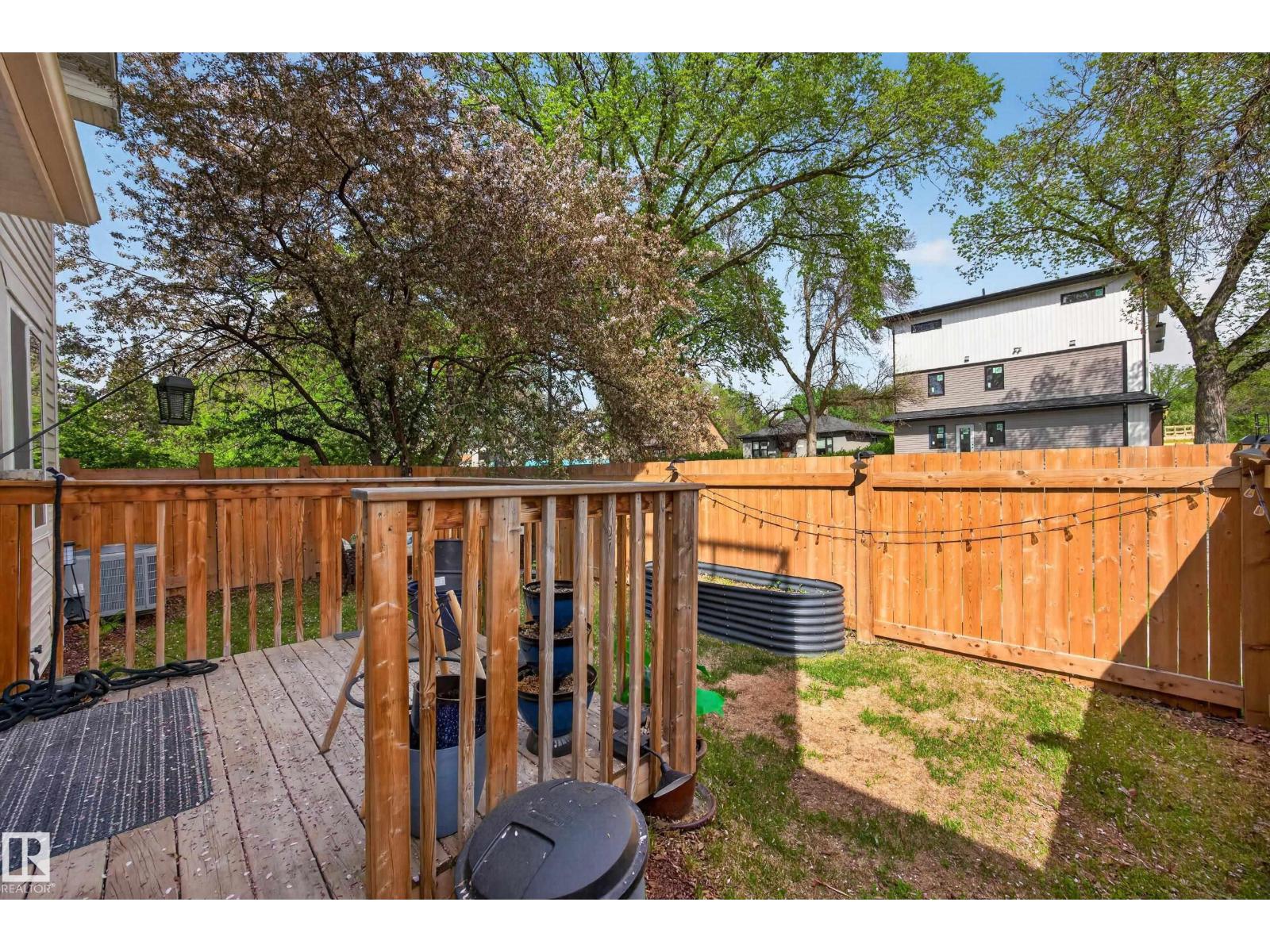 12604 116 AV NW - 27