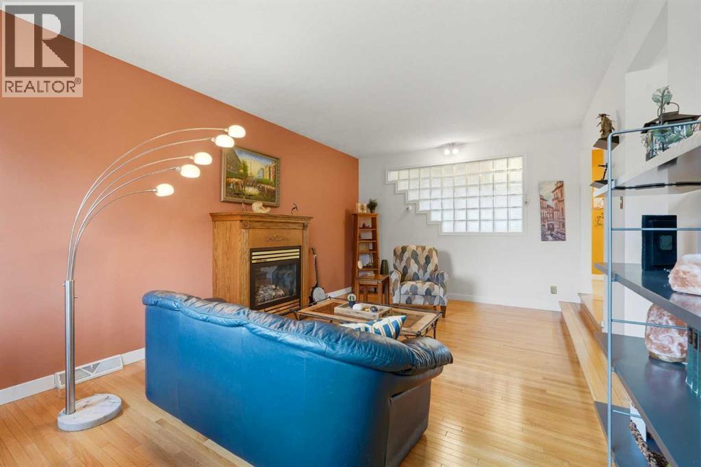803 Millar Road NE - 12