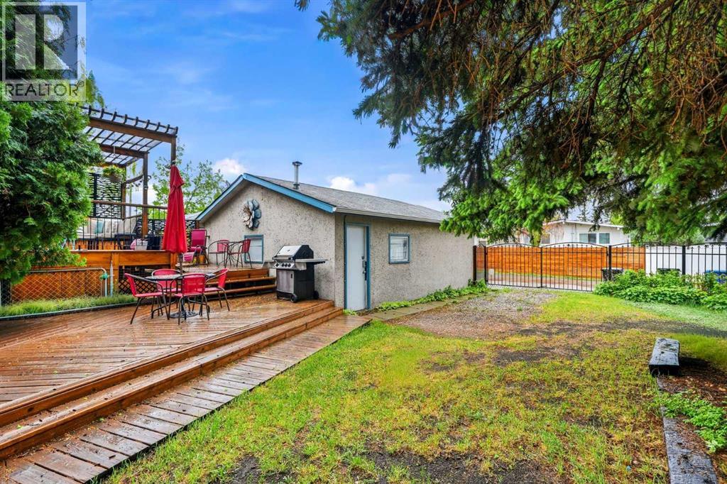 803 Millar Road NE - 4