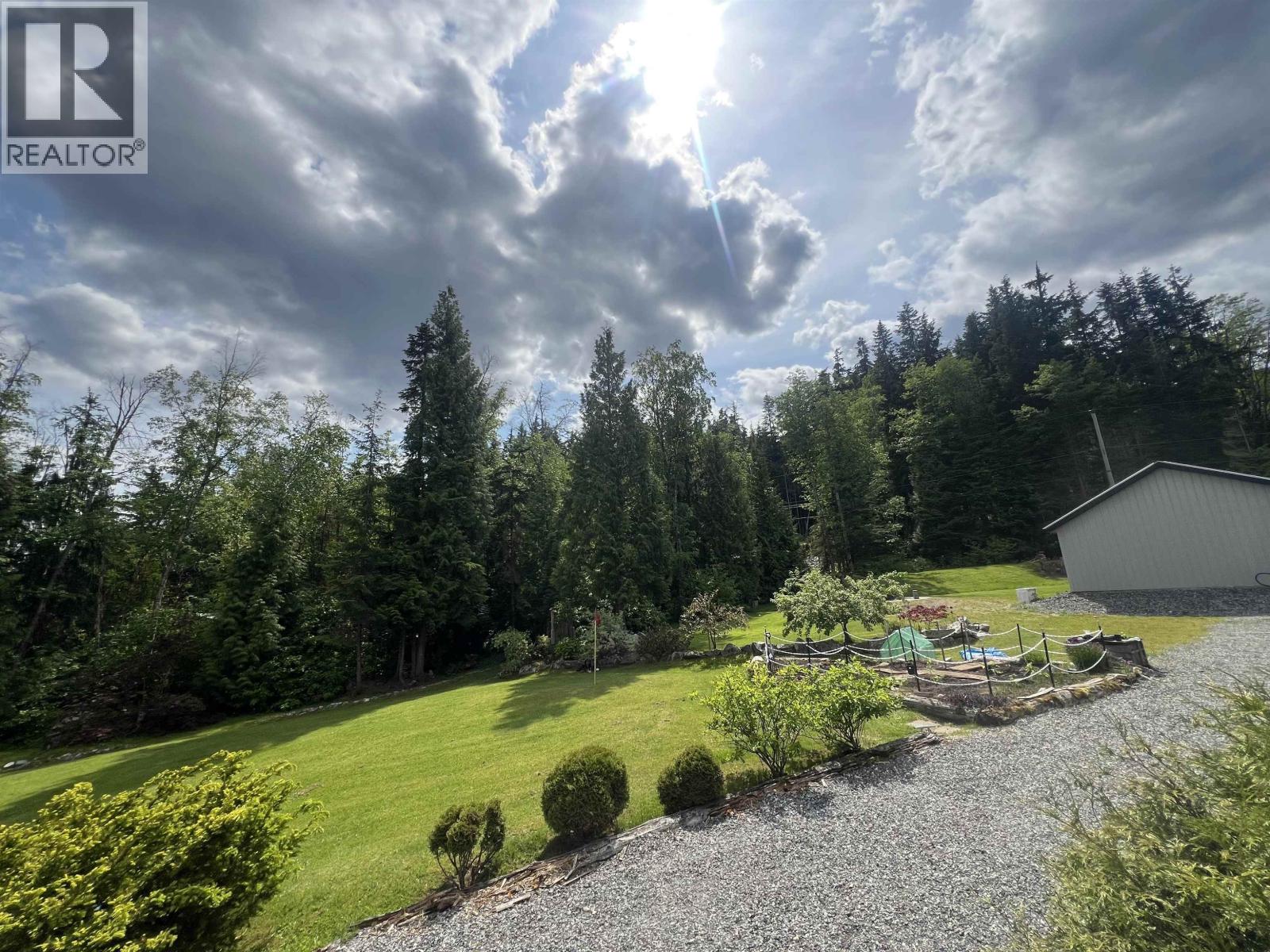 2240 CATT POINT ROAD - 10