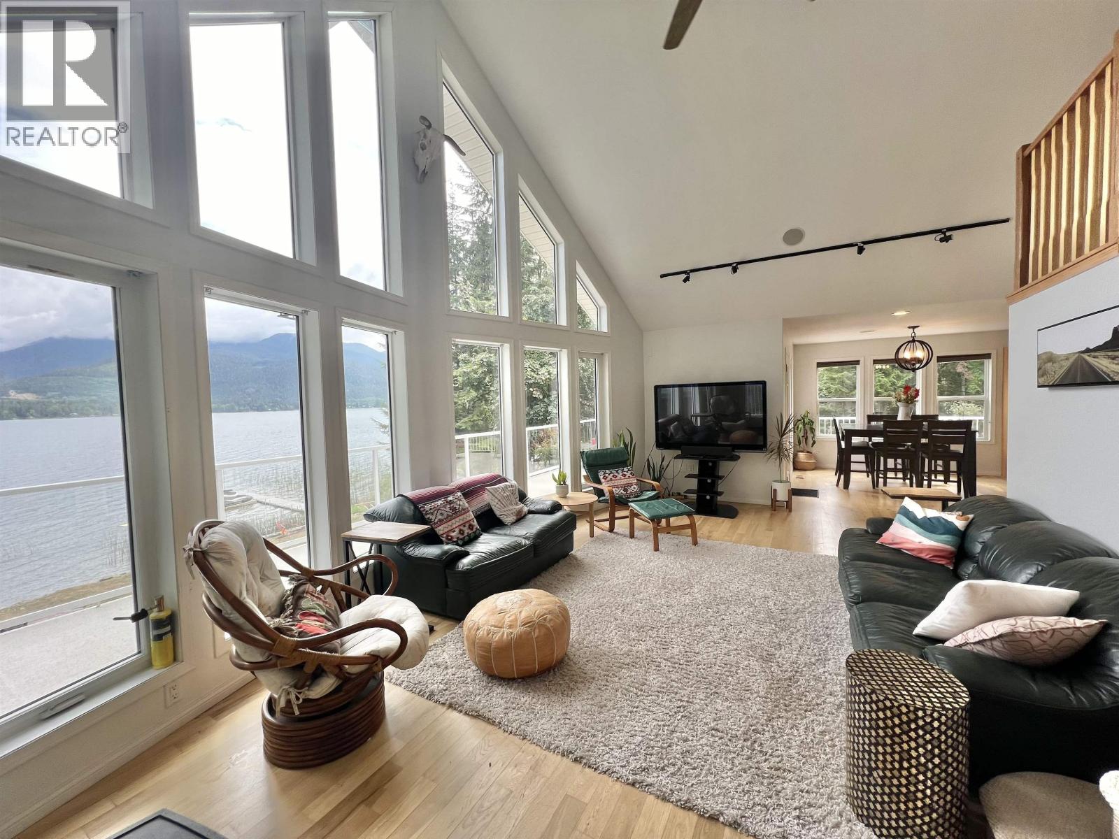 2240 CATT POINT ROAD - 32