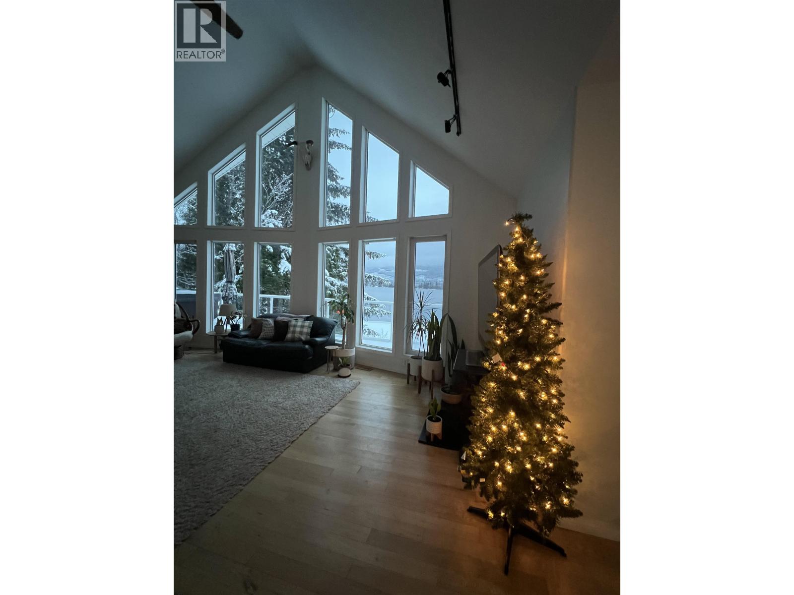 2240 CATT POINT ROAD - 37