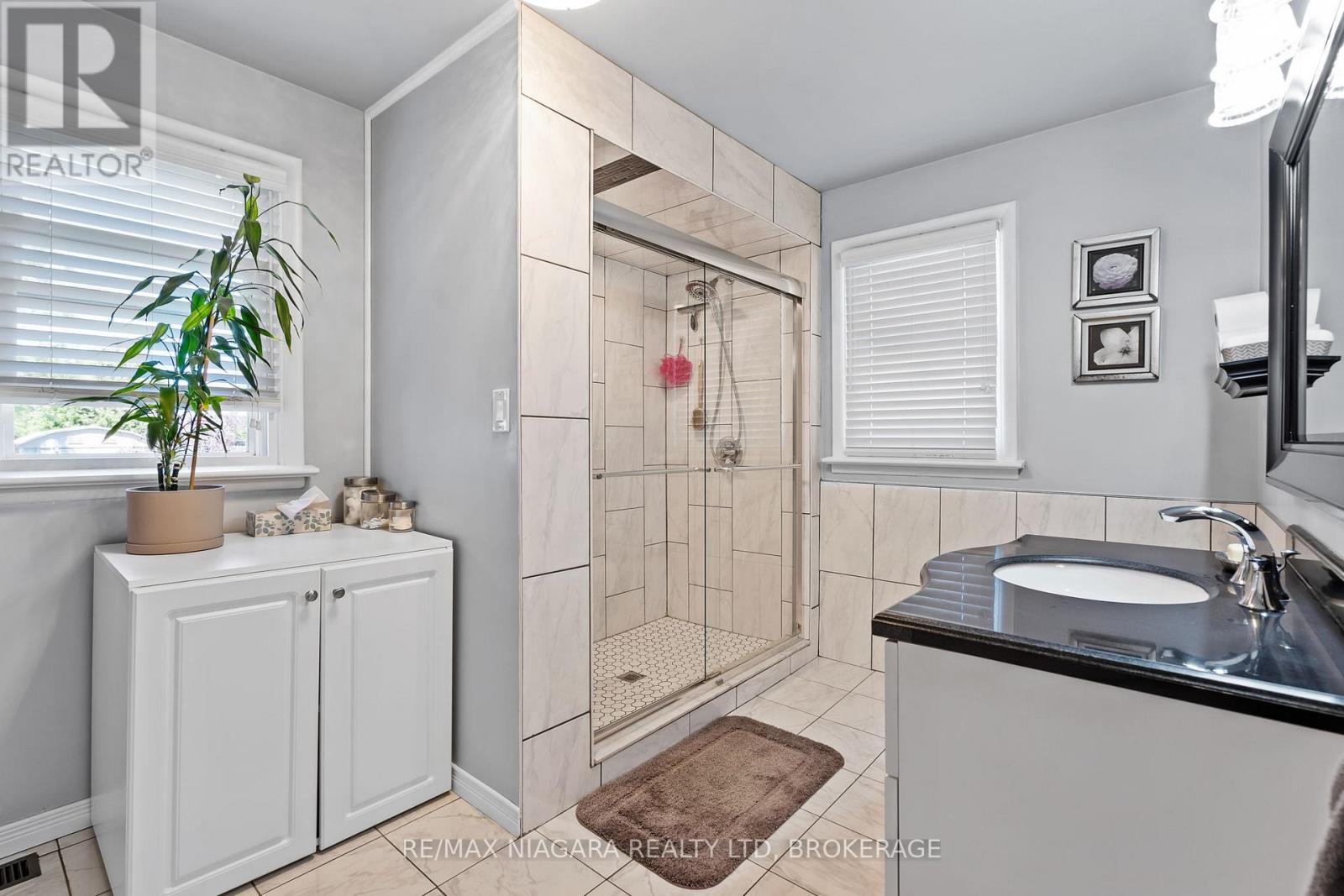 44 CHANTLER ROAD - 16