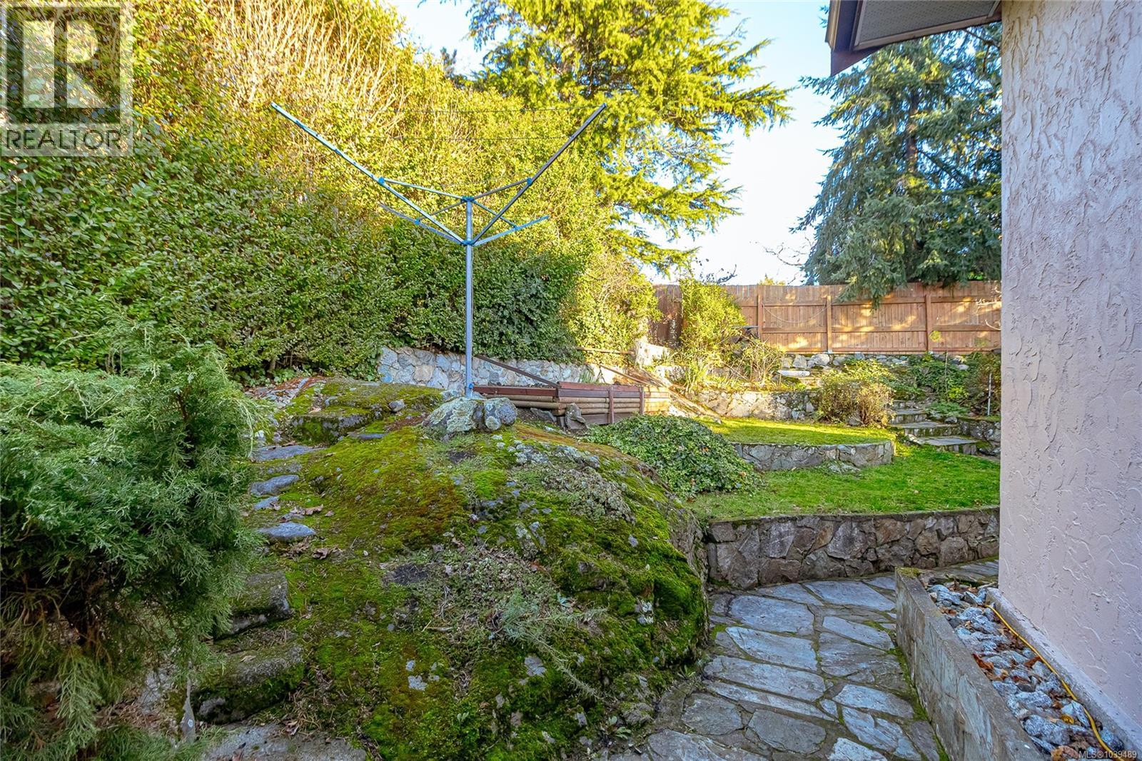  2739 Grosvenor Road, Victoria
