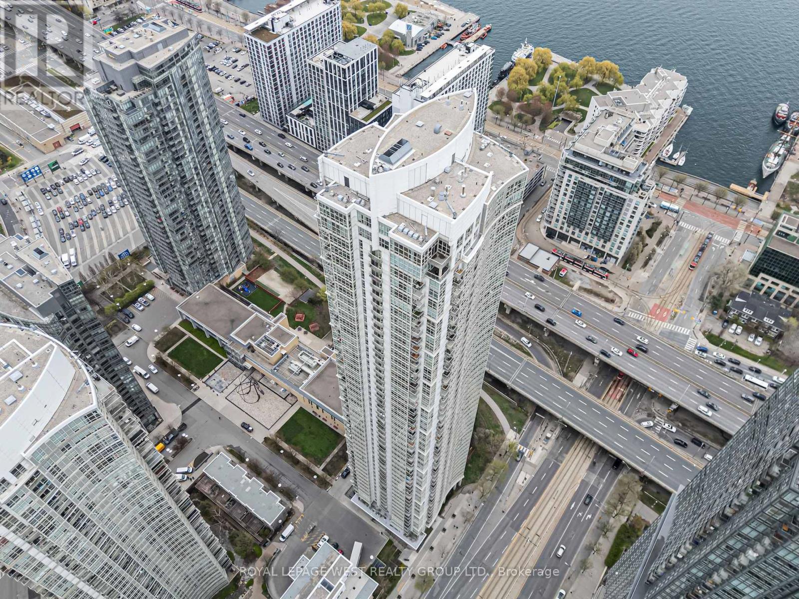 ##1510 35 MARINER TERRACE - 40
