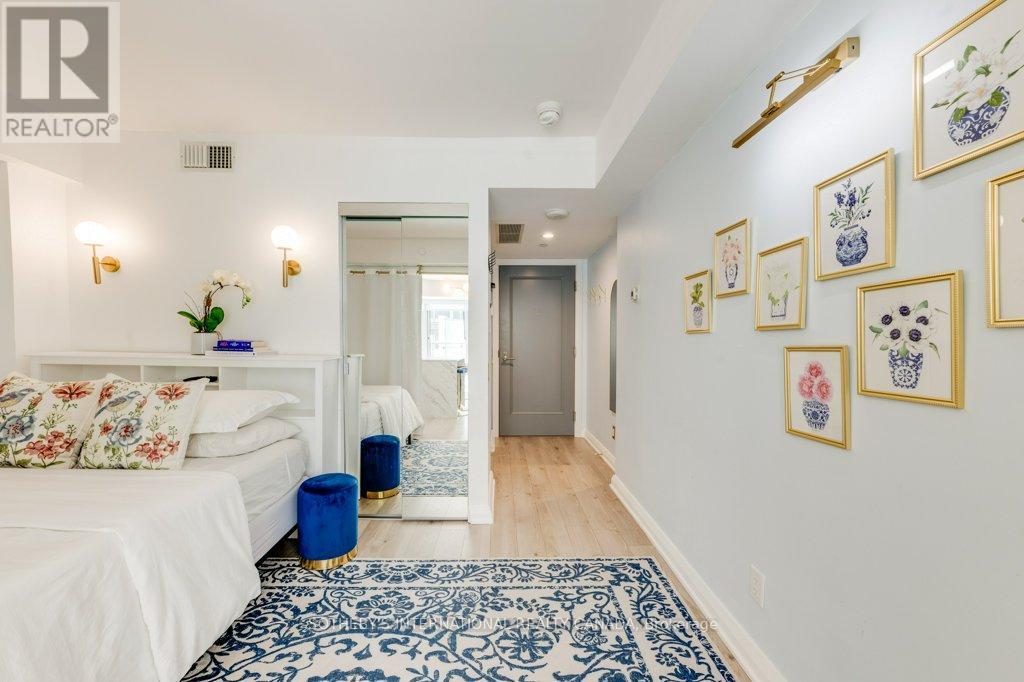 #409 155 YORKVILLE AVENUE - 14