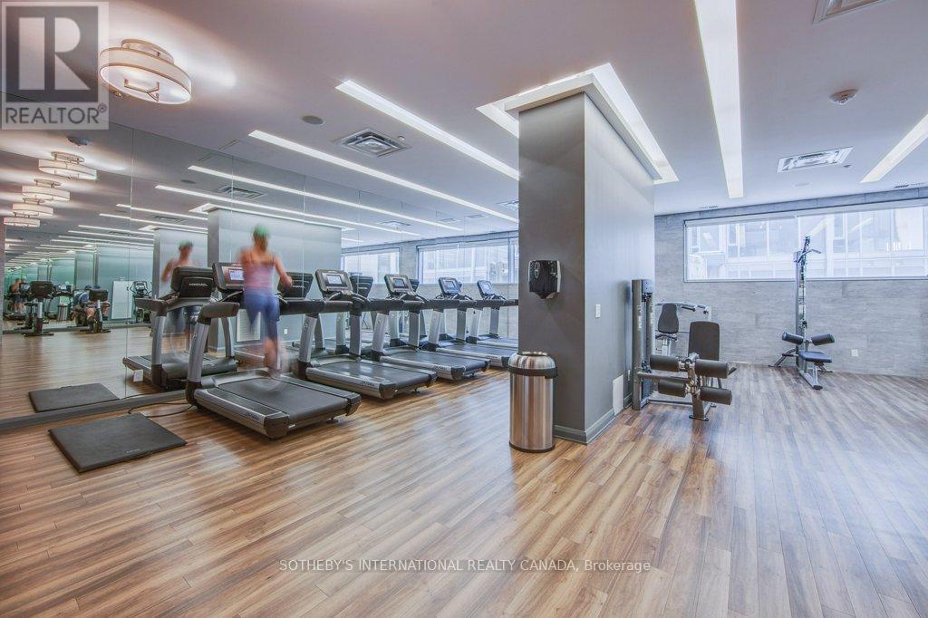 #409 155 YORKVILLE AVENUE - 35