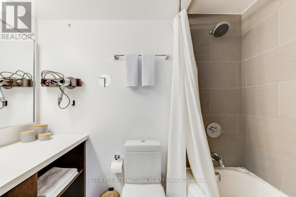 #409 155 YORKVILLE AVENUE - 8