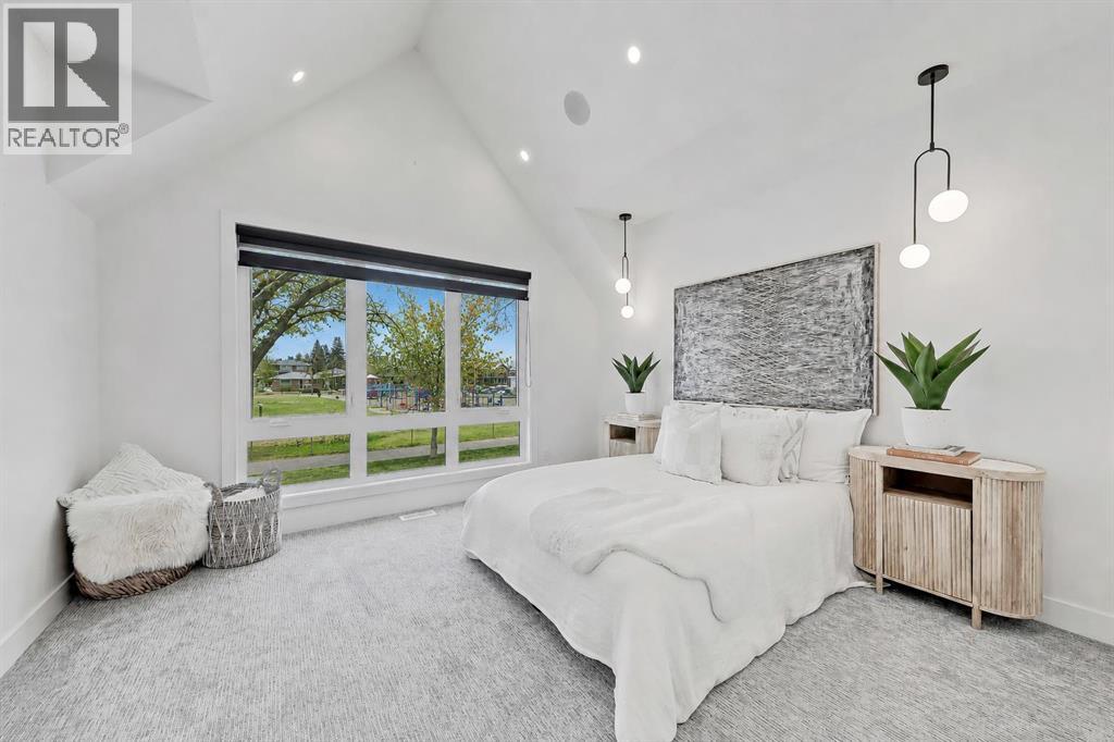 523 55 Avenue SW - 16