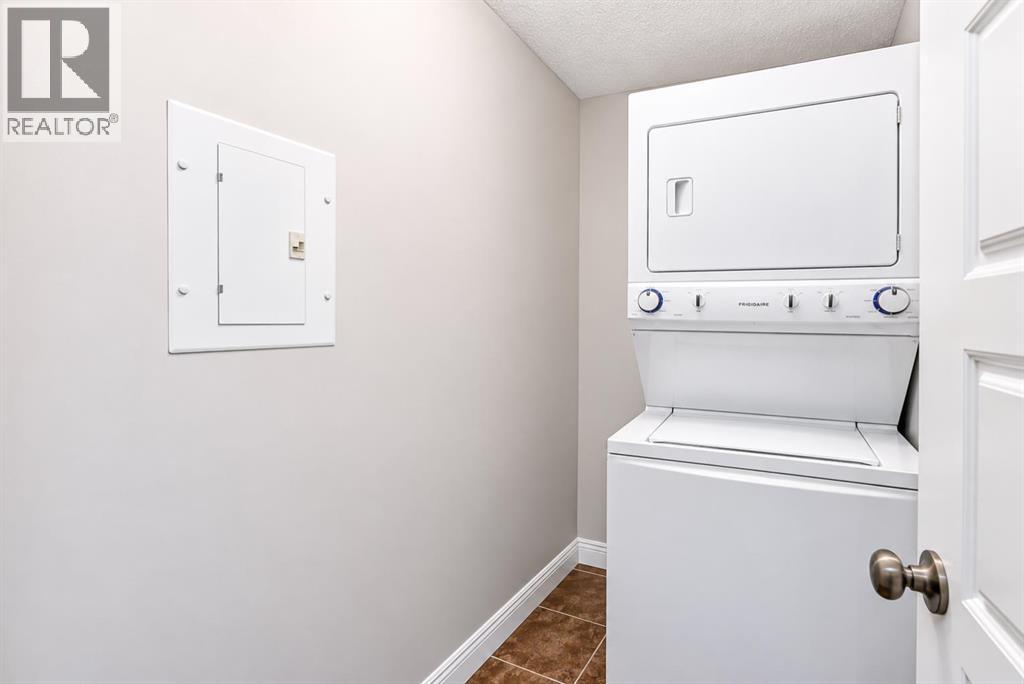 207 Sunset Drive, Cochrane