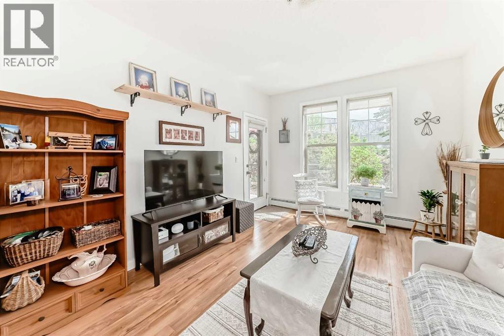 207 Sunset Drive, Cochrane