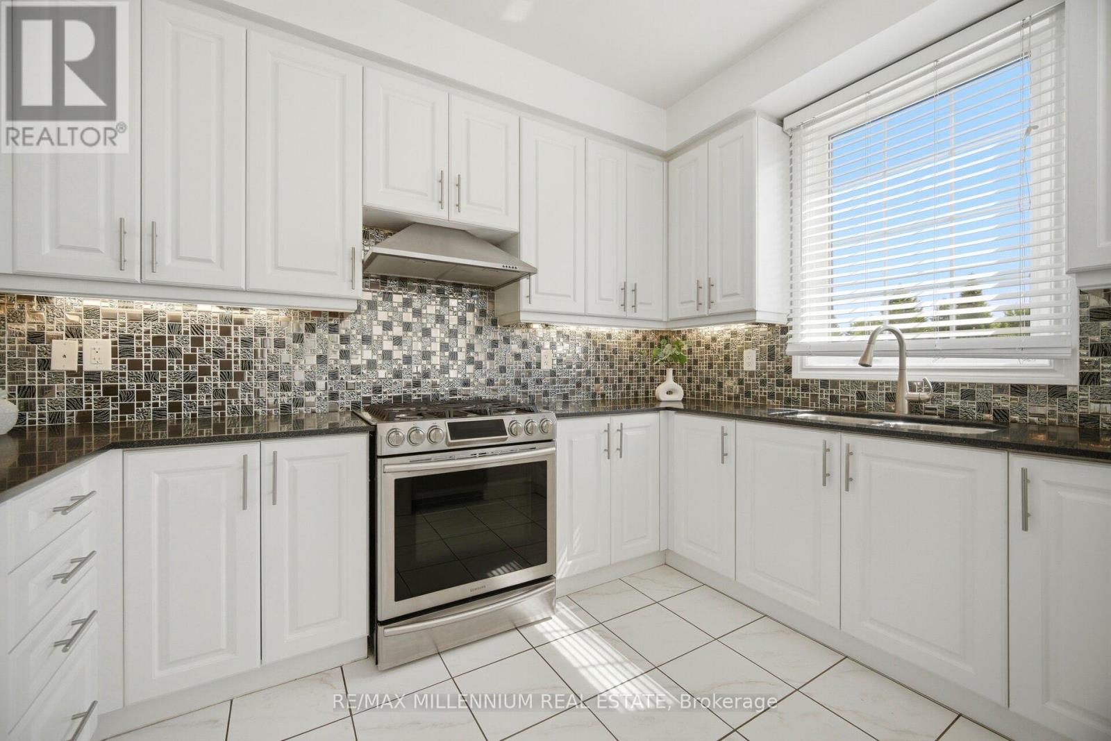 356 RANNIE ROAD - 9