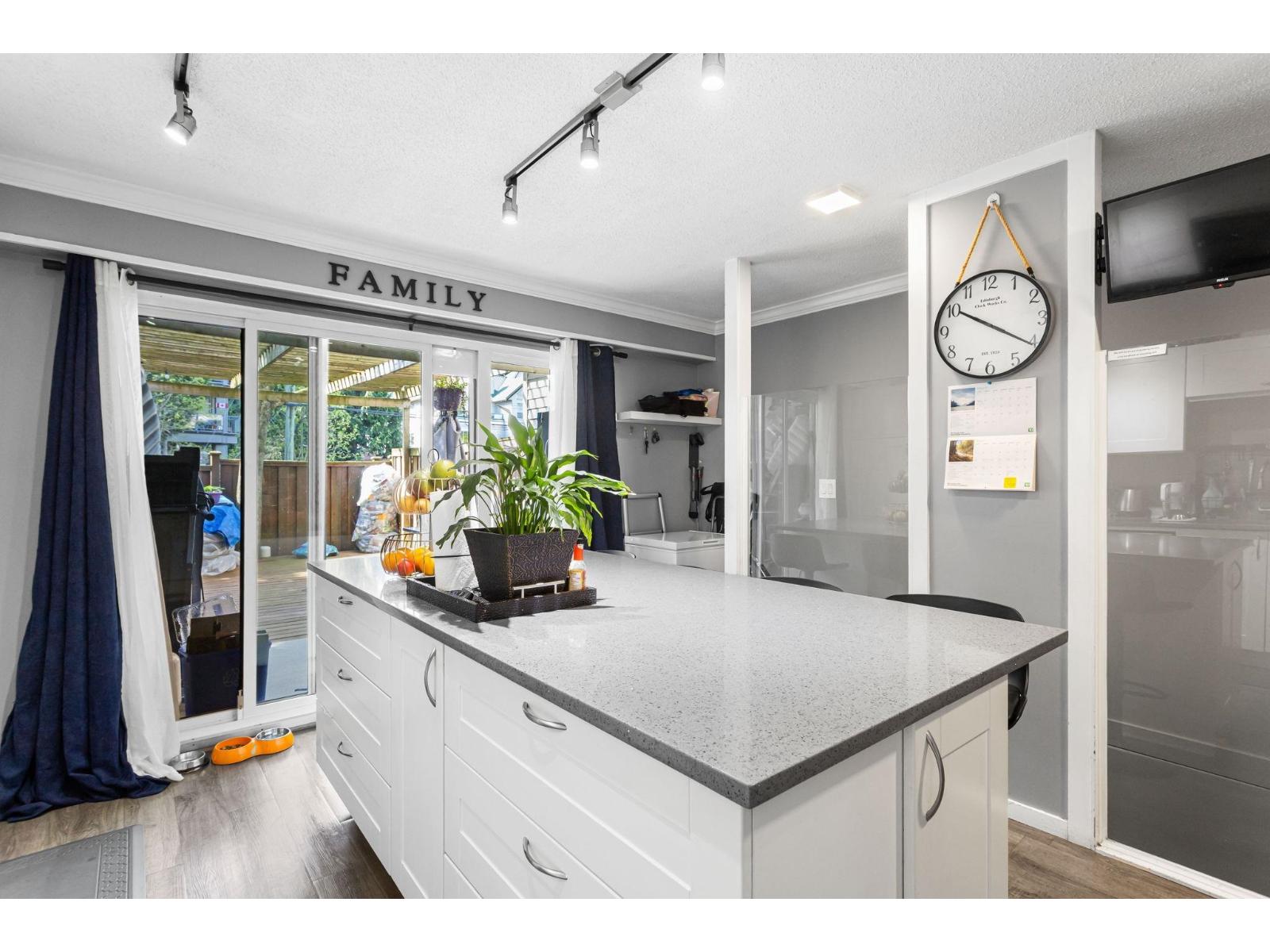 29 33293 E BOURQUIN CRESCENT, Abbotsford