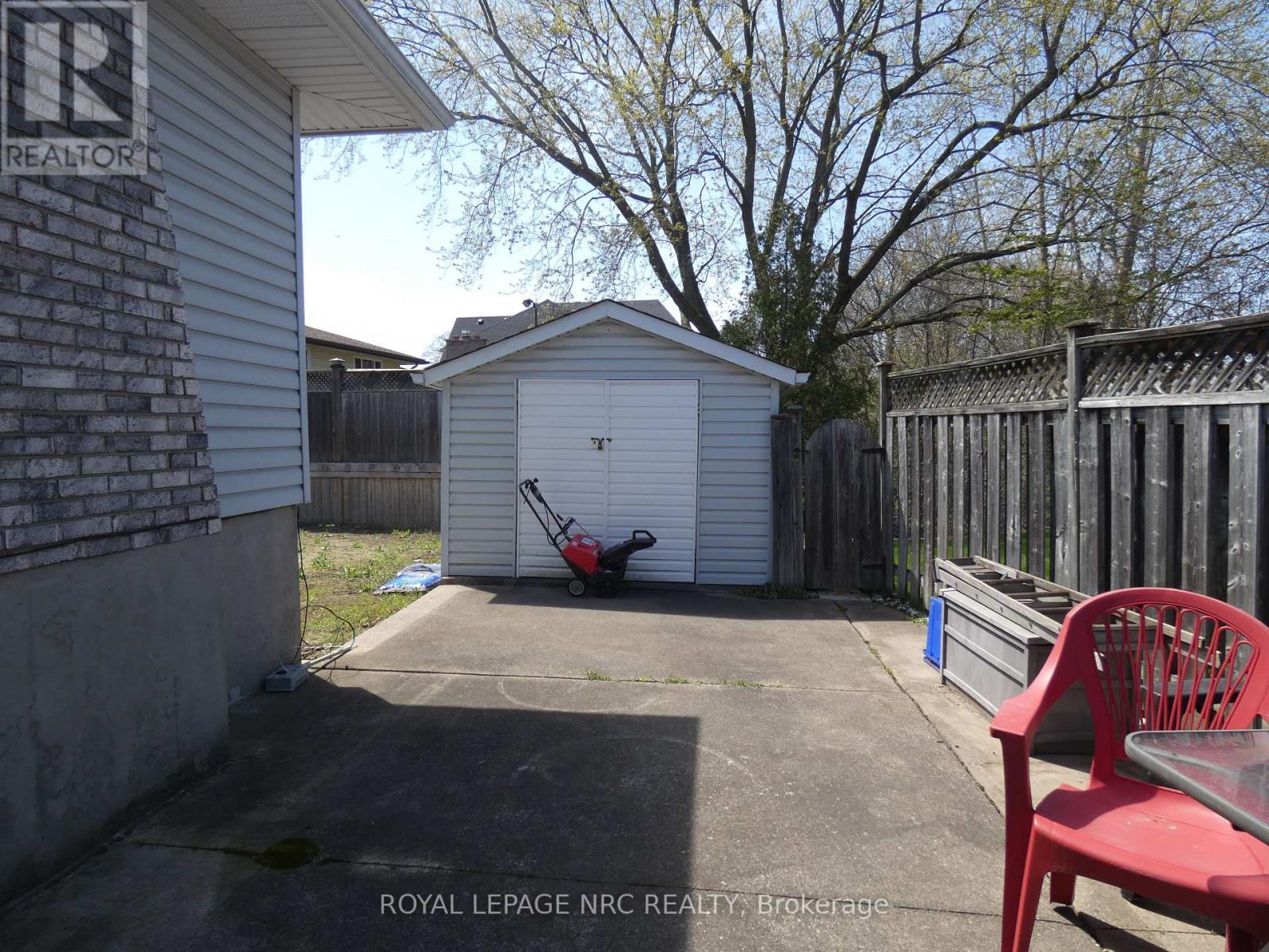 2909 HENLEY AVENUE - 22