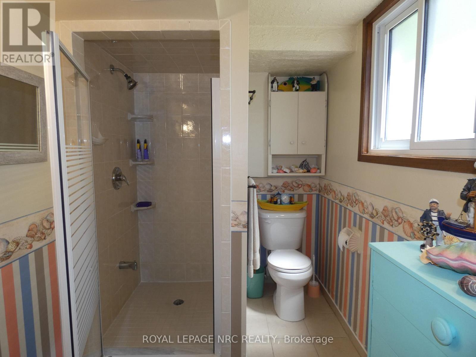 2909 HENLEY AVENUE - 16
