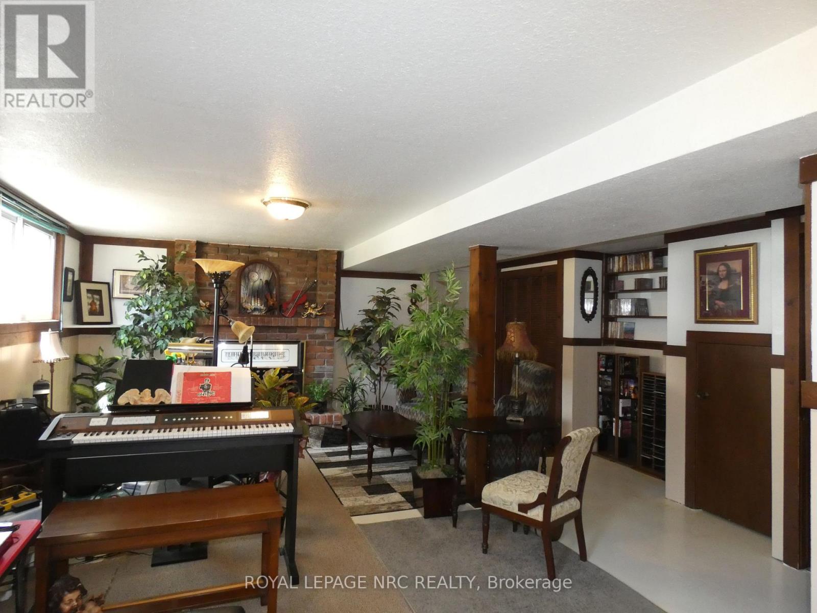 2909 HENLEY AVENUE - 14