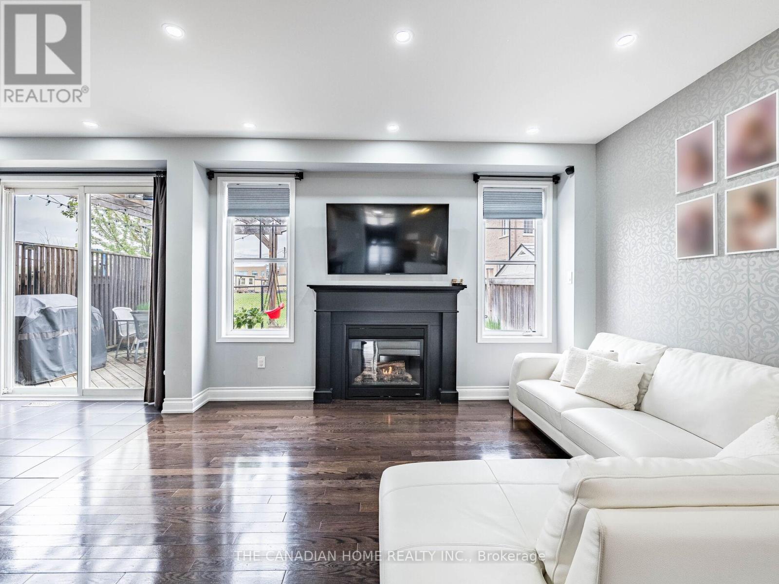 3 ARKWRIGHT DRIVE - 14