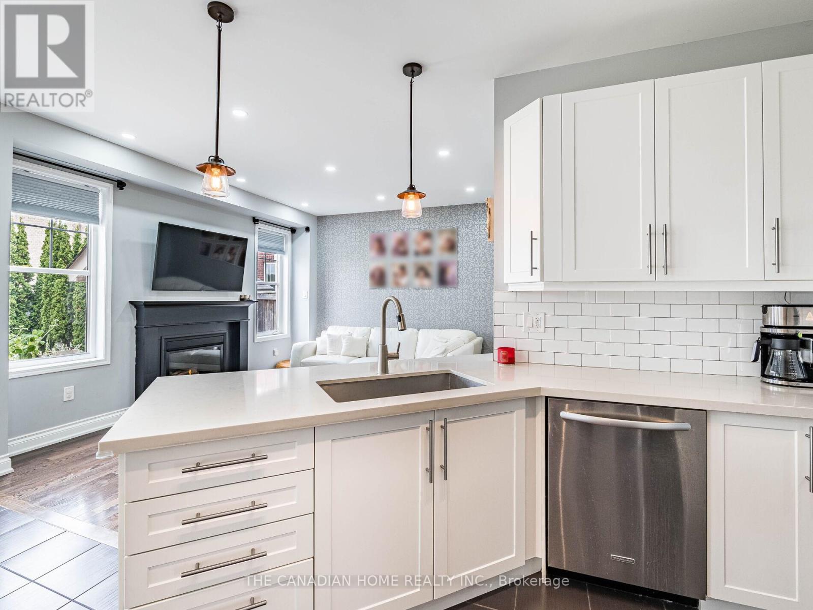 3 ARKWRIGHT DRIVE - 23