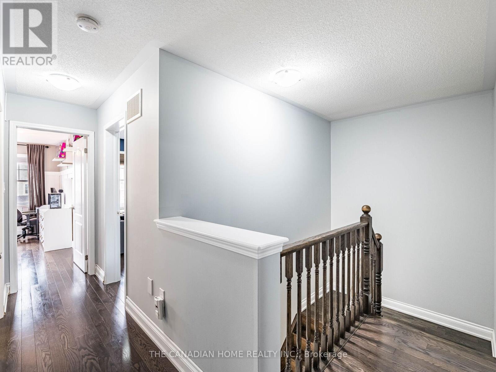 3 ARKWRIGHT DRIVE - 32