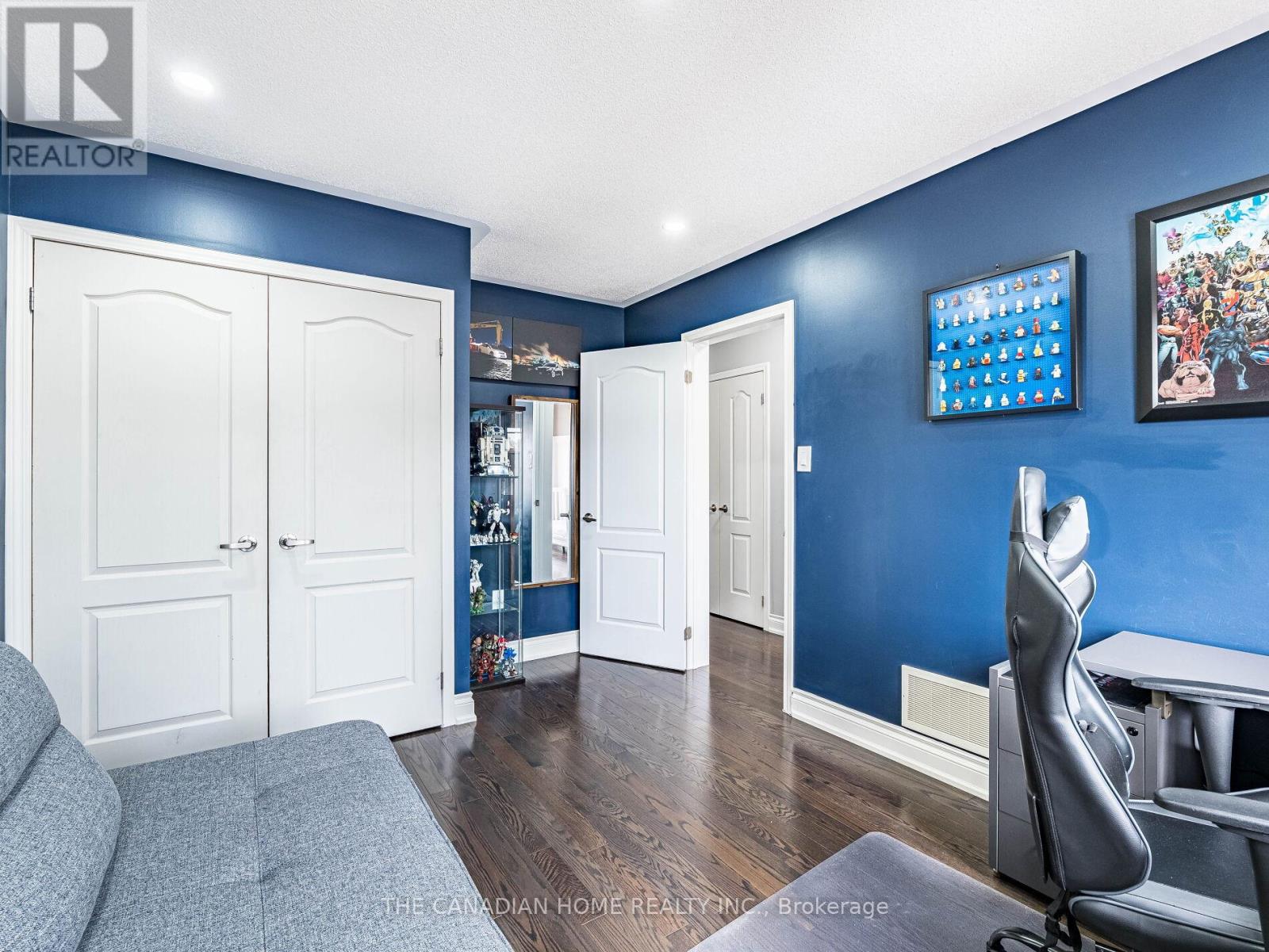 3 ARKWRIGHT DRIVE - 35