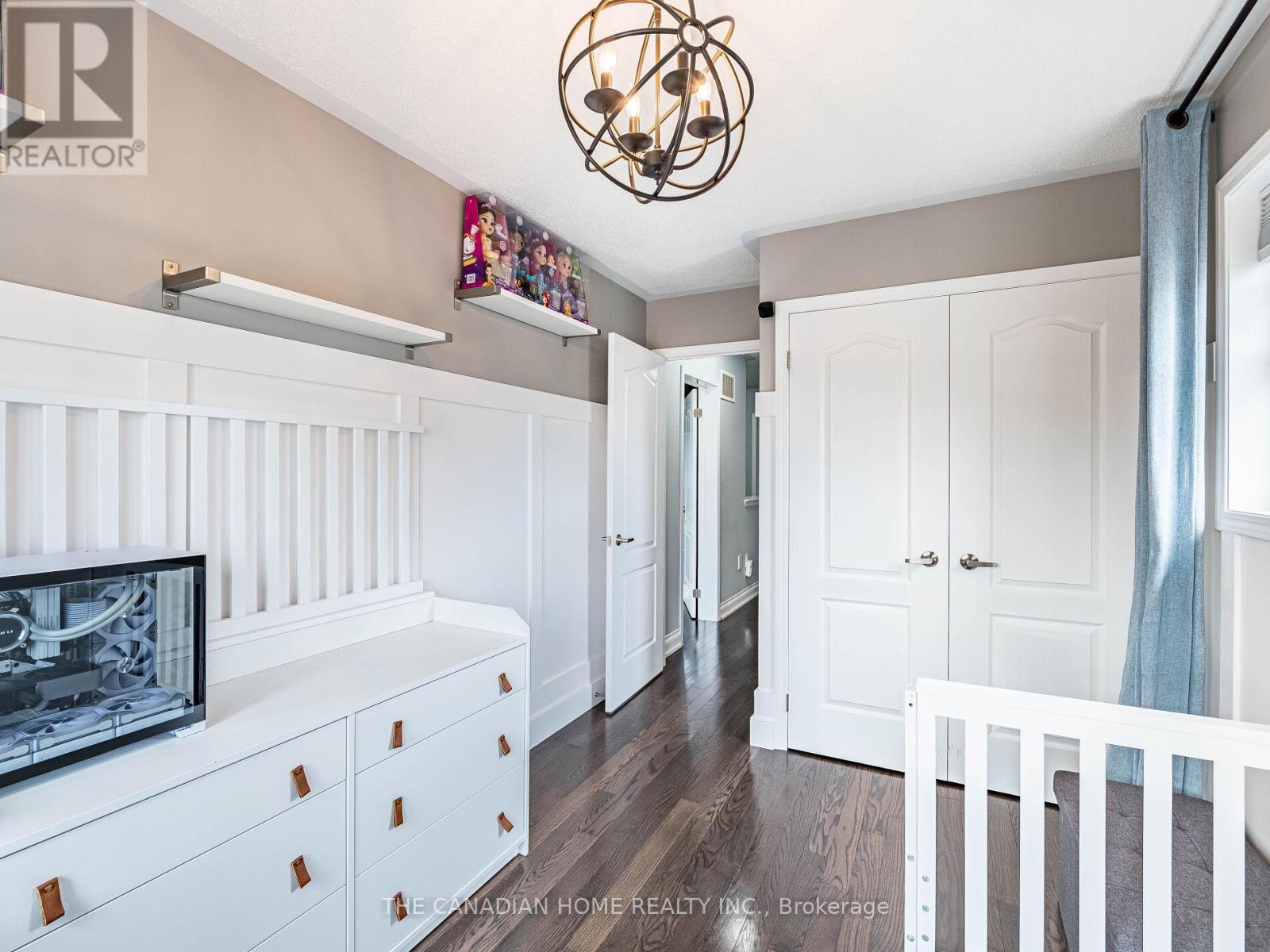 3 ARKWRIGHT DRIVE - 37