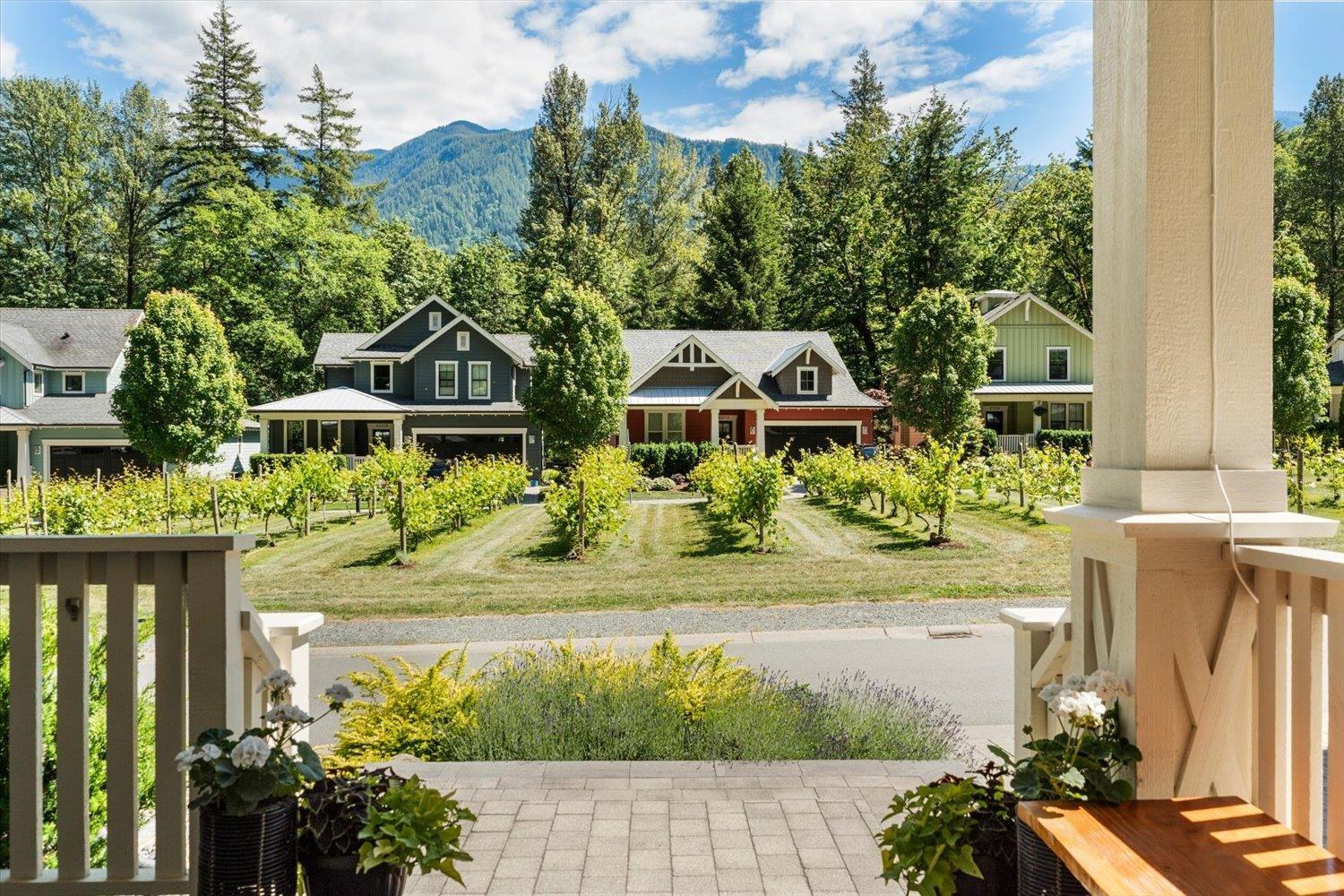 43275 OLD ORCHARD LANE, Cultus Lake South, Cultus Lake