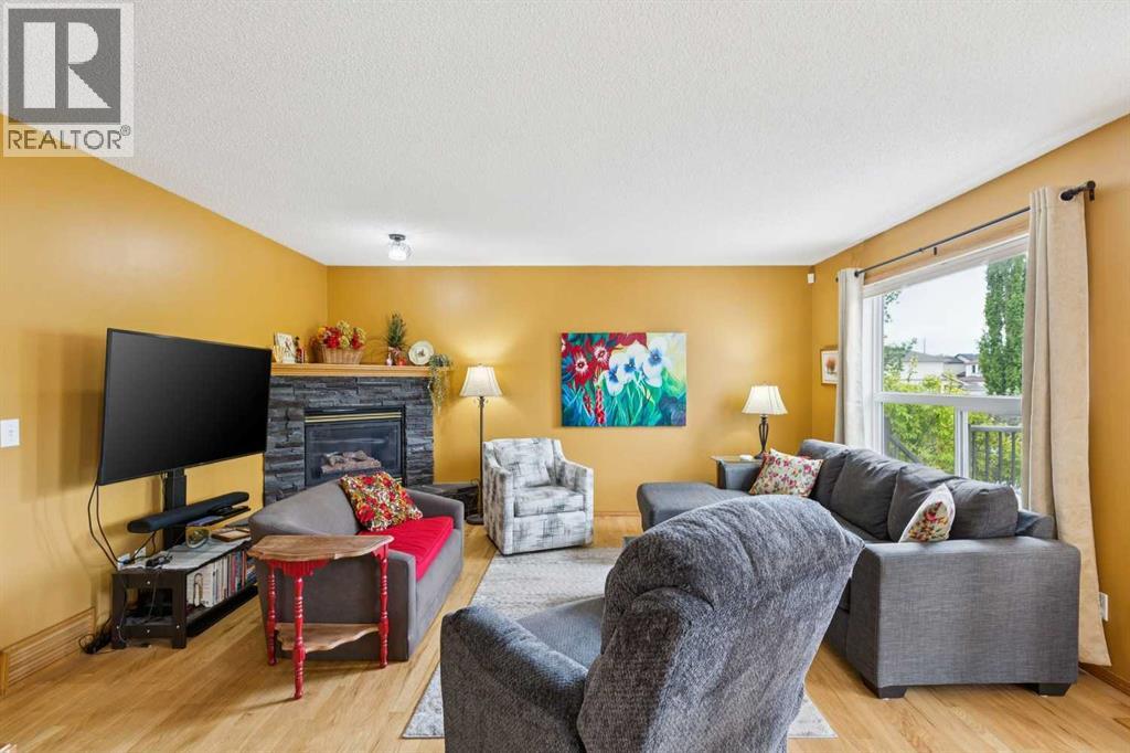 23 Tuscarora Close NW - 12