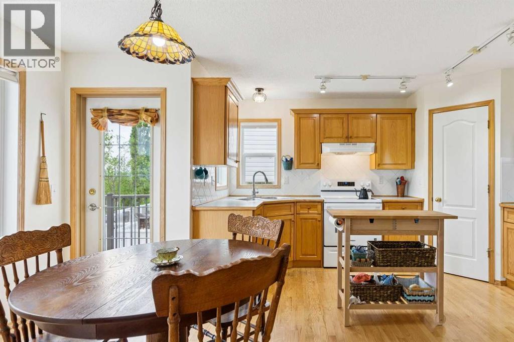 23 Tuscarora Close NW - 8